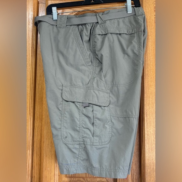Columbia Titanium Omni-Dry Khaki Green Waterproof Hiking/Trail Cargo Shorts M - Picture 7 of 10